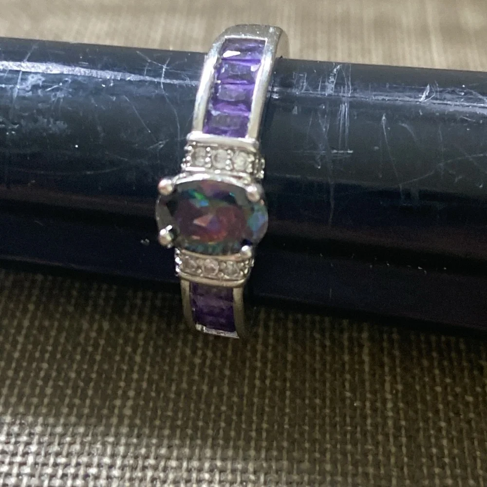Gorgeous 925 Sterling Mystic, Topaz purple rainbow stones size 8 ring - Picture 5 of 5